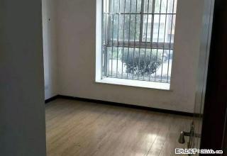 鸿鑫房产金域蓝苑1楼精装修带部分家具700元每月出租 - 曲靖28生活网 qj.28life.net